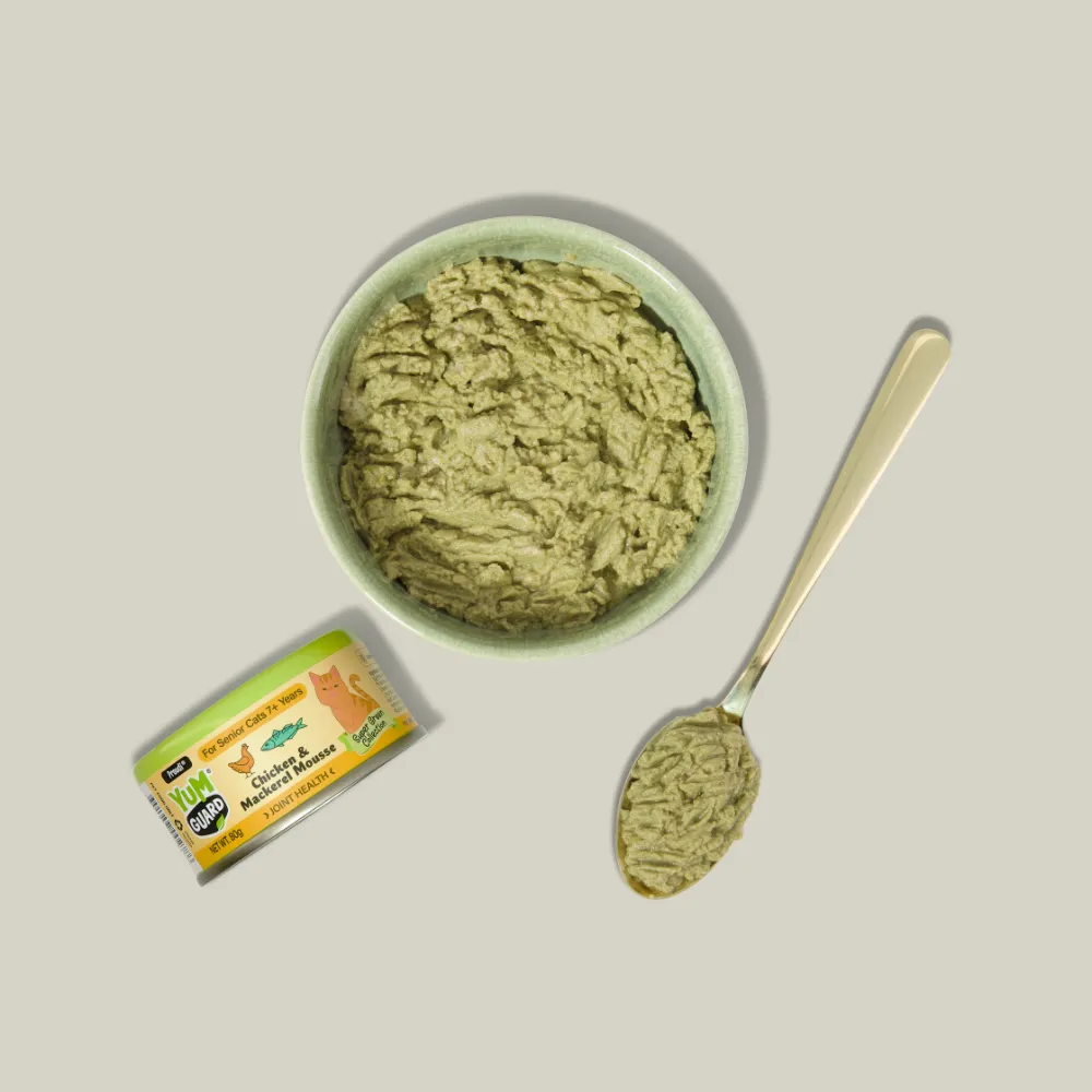 YUMGUARD Joint Health Chicken & Mackerel Senior 7+ Wet Cat Food - Image 4